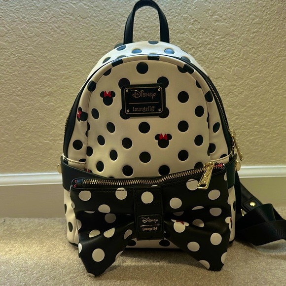 Disney Loungefly Minnie Mouse Backpack - Picture 2 of 7